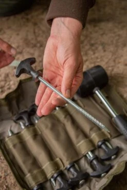 Ultimate Deluxe Bivvy Peg Set Inclusief Hamer -Winkel Voor Visartikelen 2e0102b2c5203991