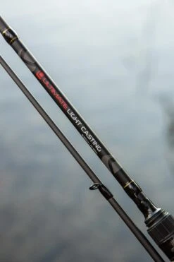 Ultimate Light Casting 2.00m 10-30g -Winkel Voor Visartikelen 60050f0b606a9a8b