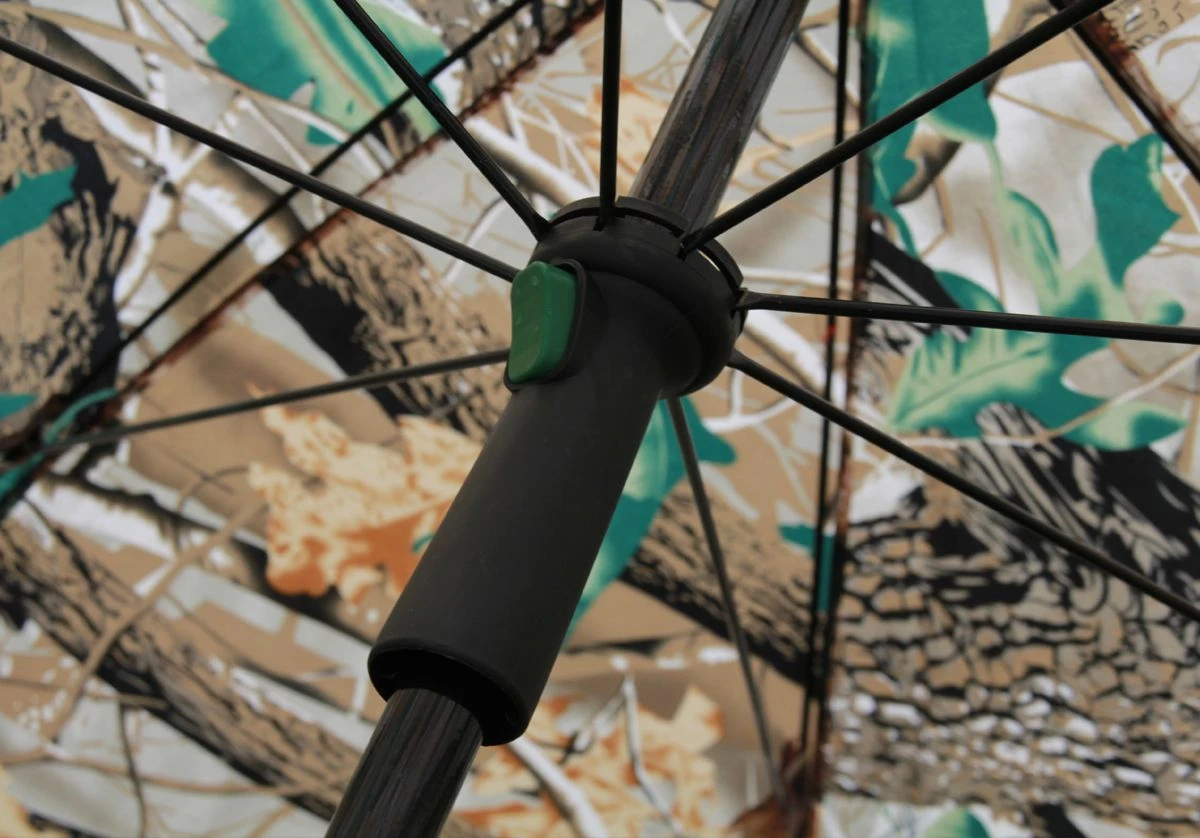 Ultimate 50'' Storm Brolly Camo (Inc. Haringen & Tension Poles) 8 Ultimate 50'' Storm Brolly Camo (Inc. Haringen & Tension Poles) - Afbeelding 6