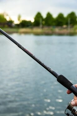 Ultimate Allround Power Feeder -Winkel Voor Visartikelen eef63a2cb114fc92